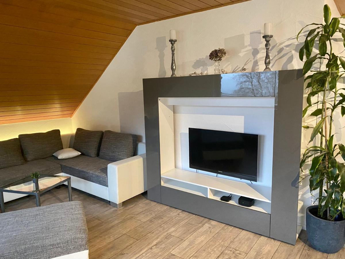 Ferienwohnung Mit Ausblick Mombris Bagian luar foto
