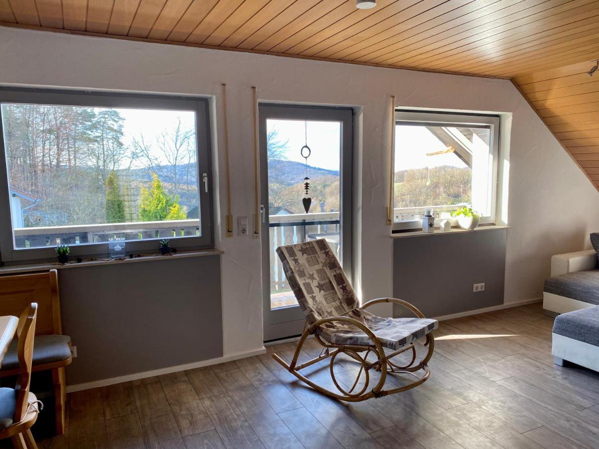 Ferienwohnung Mit Ausblick Mombris Bagian luar foto